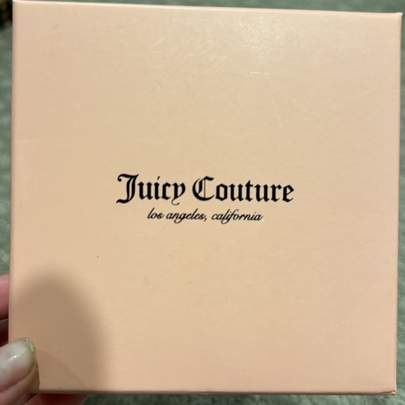 Bracelet set by juicy - Picture 2 of 3